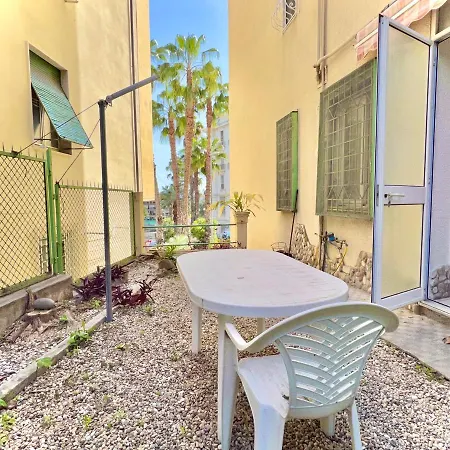 Wh - Trilocale Duca A Due Passi Dalla Stazione Dei Treni * 圣雷默